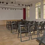 Auberge De Jeunesse Hi Marseille Bois-Luzy