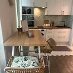 Grand T1 De 38 M2 Au Design Epuree