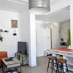 Bright Apartment In The Heart Of Marseille