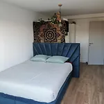 Appartement 6 Personnes Au Calme Montolivet, Proche Dome, L2