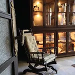Une Nuit Dans L\'Arriere Boutique