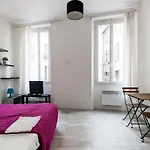 Studio St Charles 2
