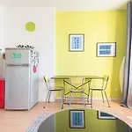 Charming And Bright Apartment In The Old Port