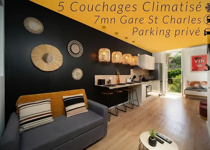 Apartment Air Conditioning Balcony 5 Couchages