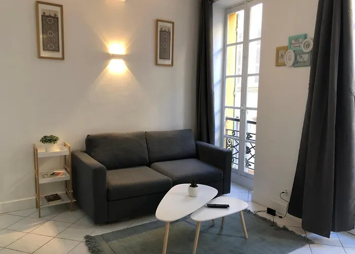 Canebiere Charmant T2 Renove