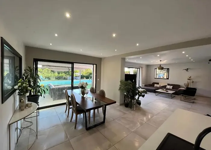 Villa Dans Les Hauteurs De Marseille