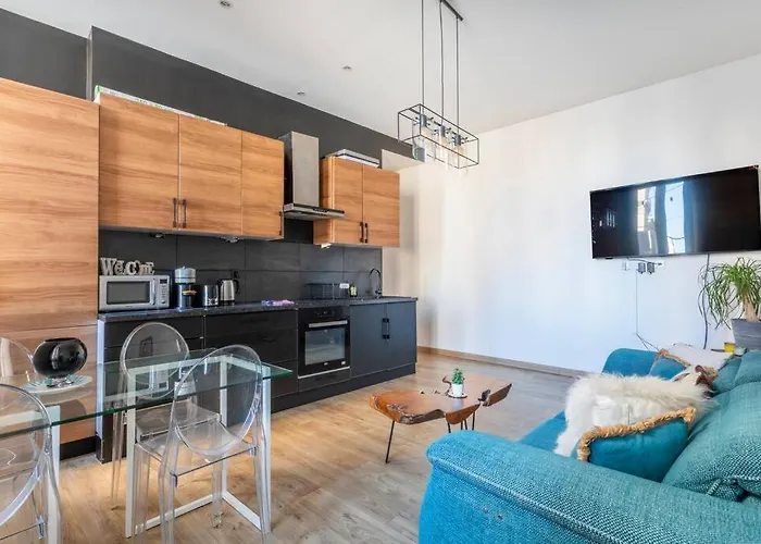 7Four Appartement Avec Vu Major