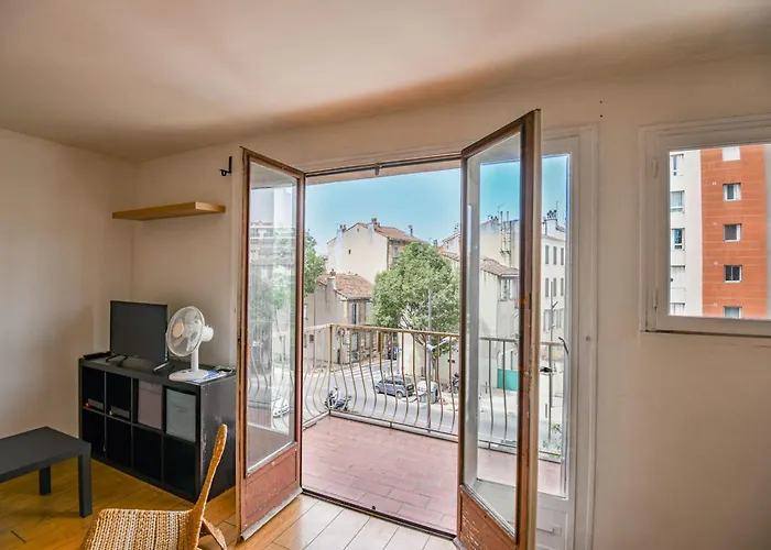 Bail Mobilite - Studio Avec Balcon Proche Timone