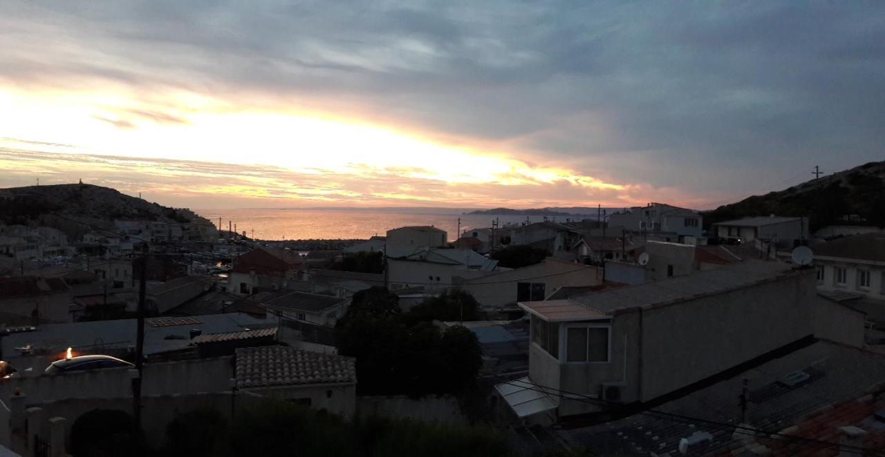 D'hotes : Entre Mer Et Colline Bed and breakfast Marsella