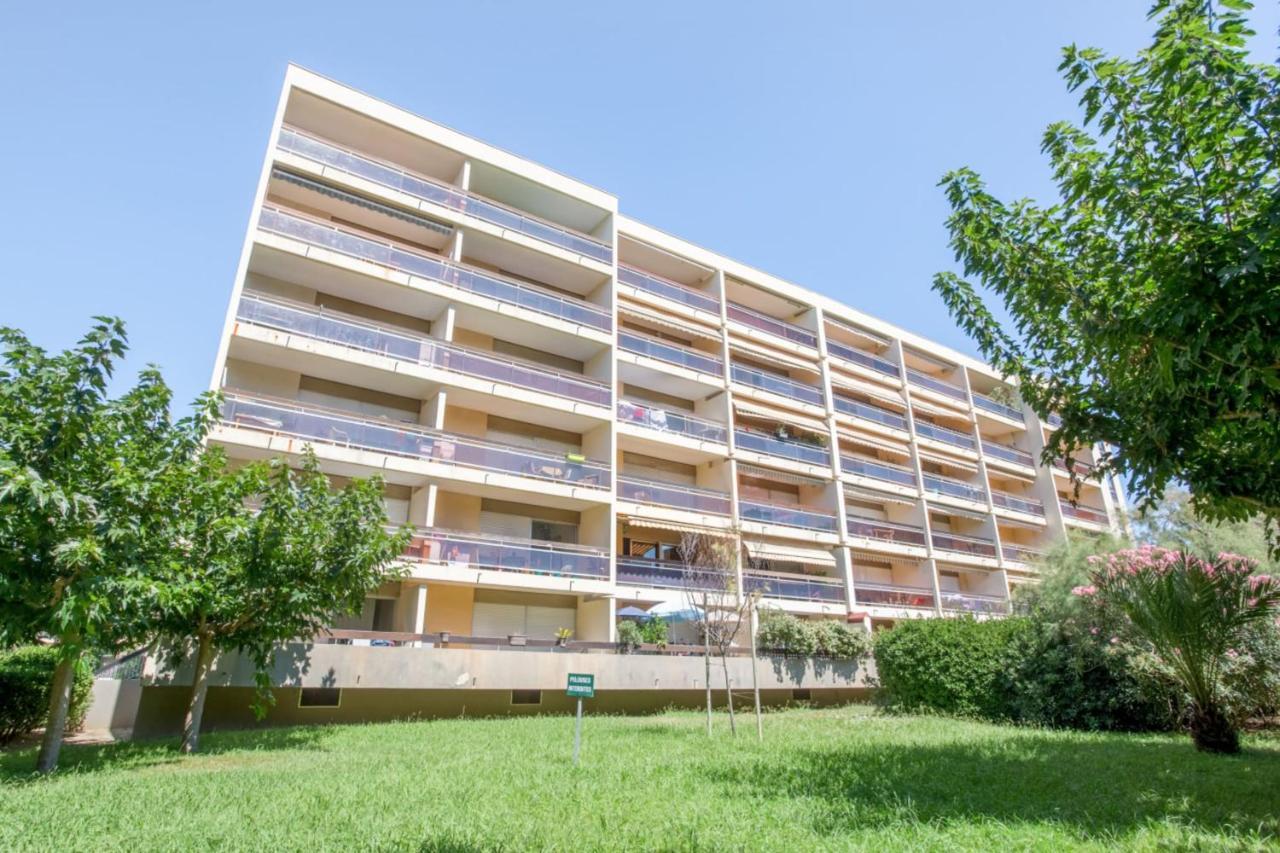Spacious Studio W Sea View Terrace Near The Beach In Welkeys