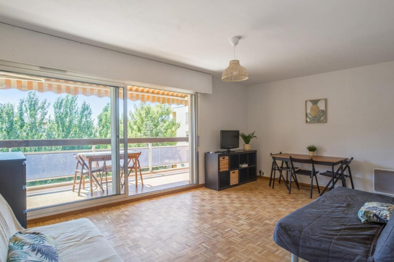 Spacious Studio W Sea View Terrace Near The Beach In Welkeys * Marseille
