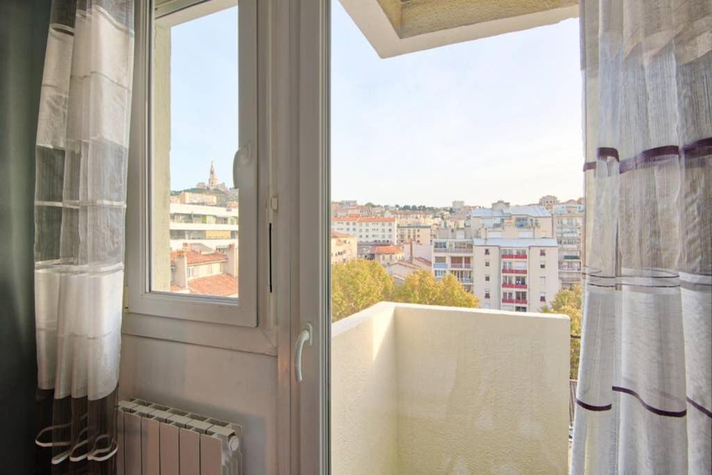 Le Bonheur Des Catalans Marseille