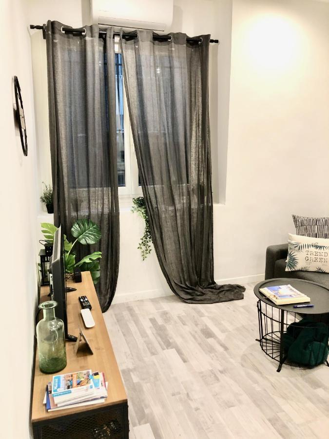 Urbinn Flat - Urban Jungle, Vieux Port, Parking Apartment Marseilles
