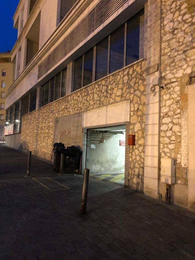 Splendide Joliette Parking Securisé *