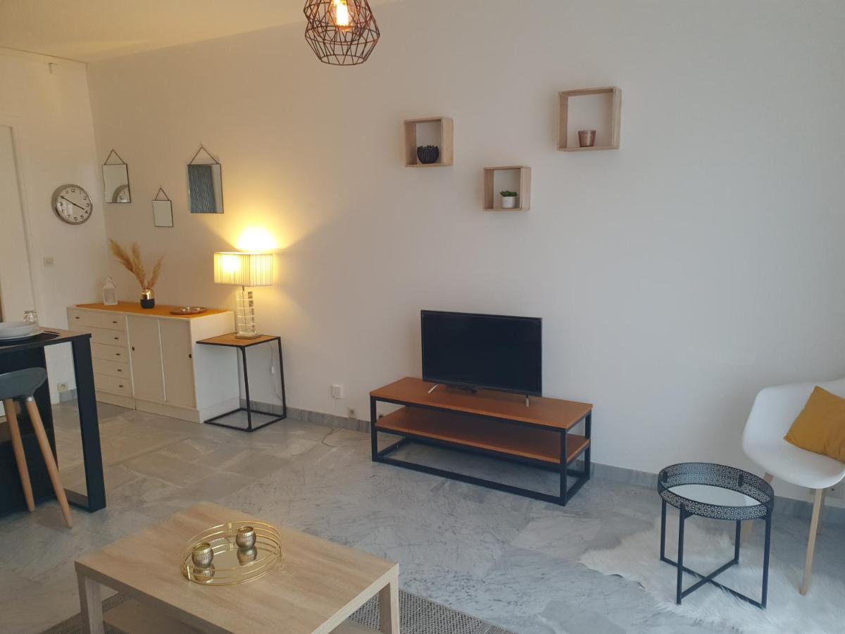 Appartement Studio En Plein Cœur De Entree Autonome