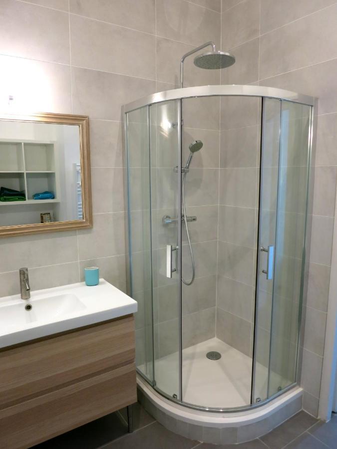 Apartment Joli T2 En Hypercentre De Marseille