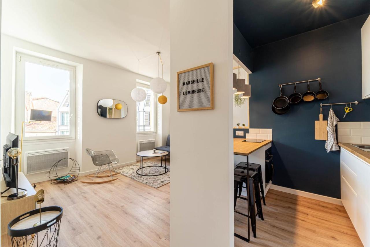 Charming And Design Apt In The Centre Of Apartment