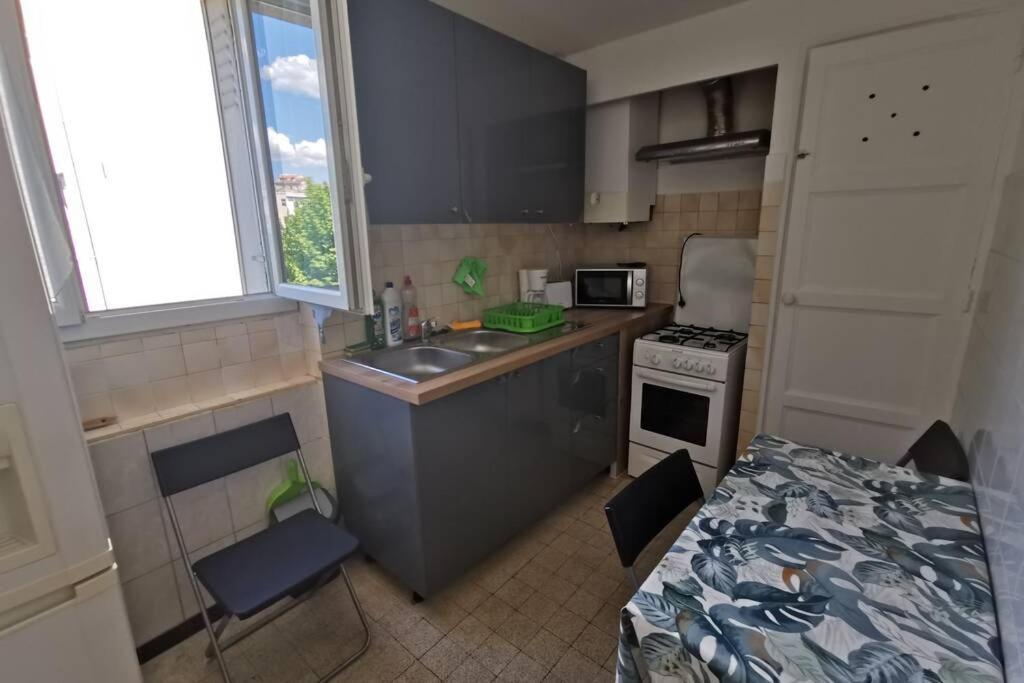 Apartment Familial 4 Chambres 8 Voyageurs. Marseille