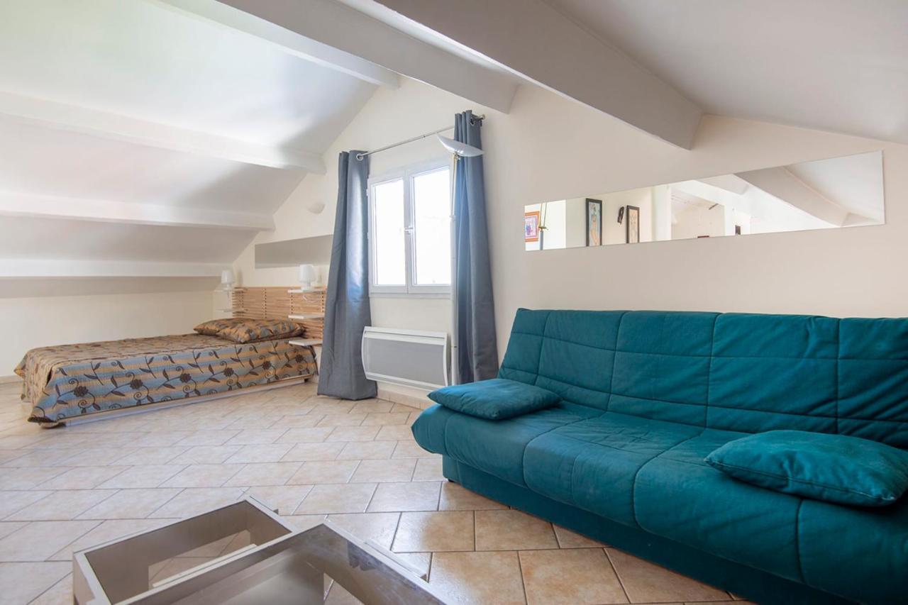 Very Nice Apt Next To The Port Vallon Des Auffes Marseille