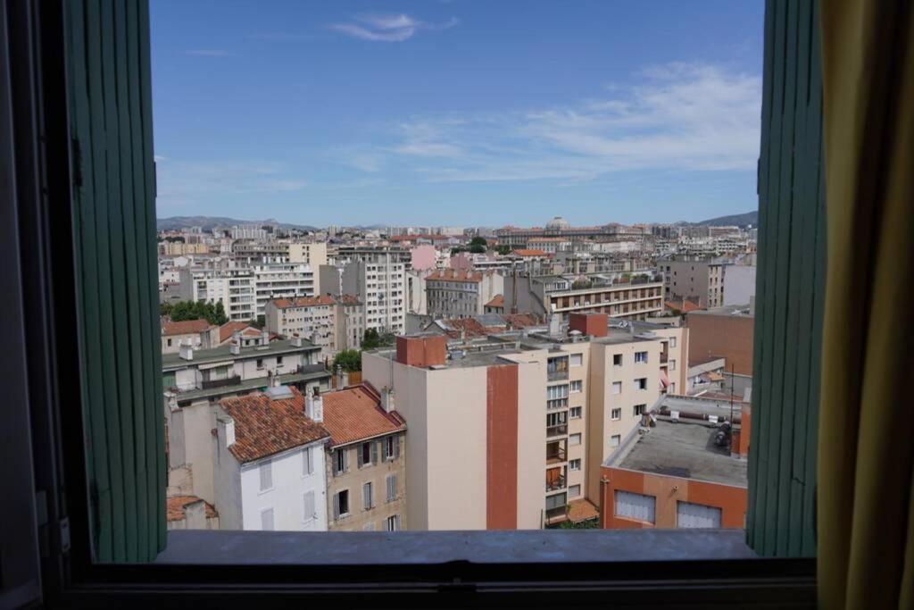 Appartement 3 Chambres Lumineux Avec Vue Sur La - Parking Couvert Gratuit *