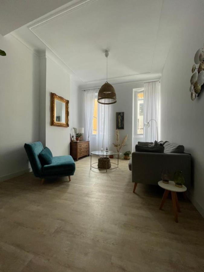 Elegant Apt In The Heart Of