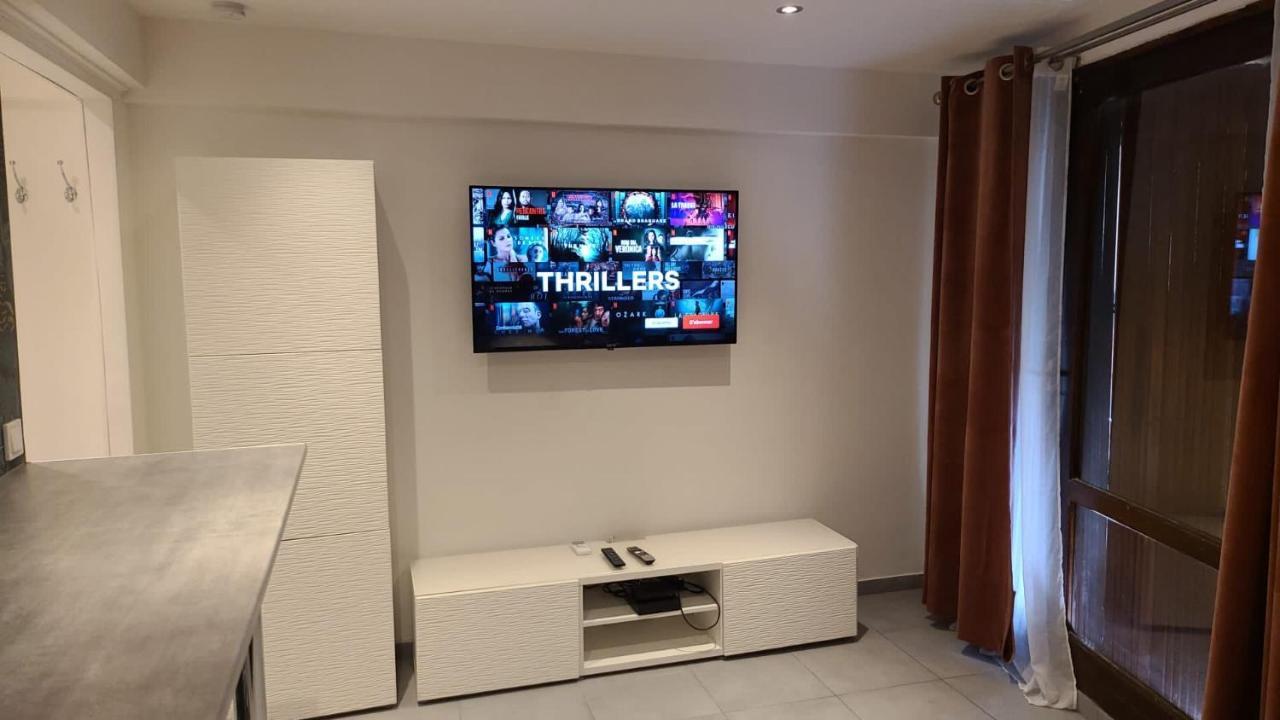 Studio Gare Saint Charles 2eme Apartment Marseilles