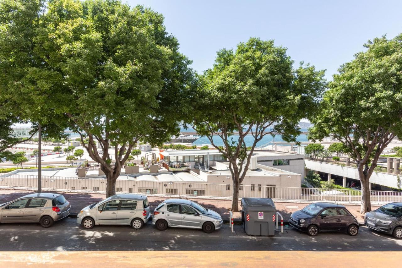 56 - Comme De Bateau A L'entree Du Port Apartamento