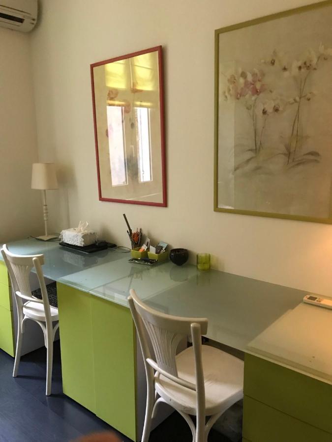 Homestay 1 Personne Avec Terrasse Centre 3 Nuits Min , Femme Uniquement