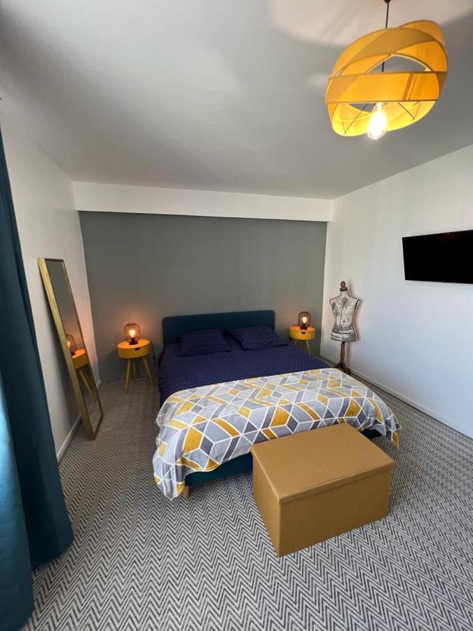 Marseille, Bel Et Spacieux De 60m²