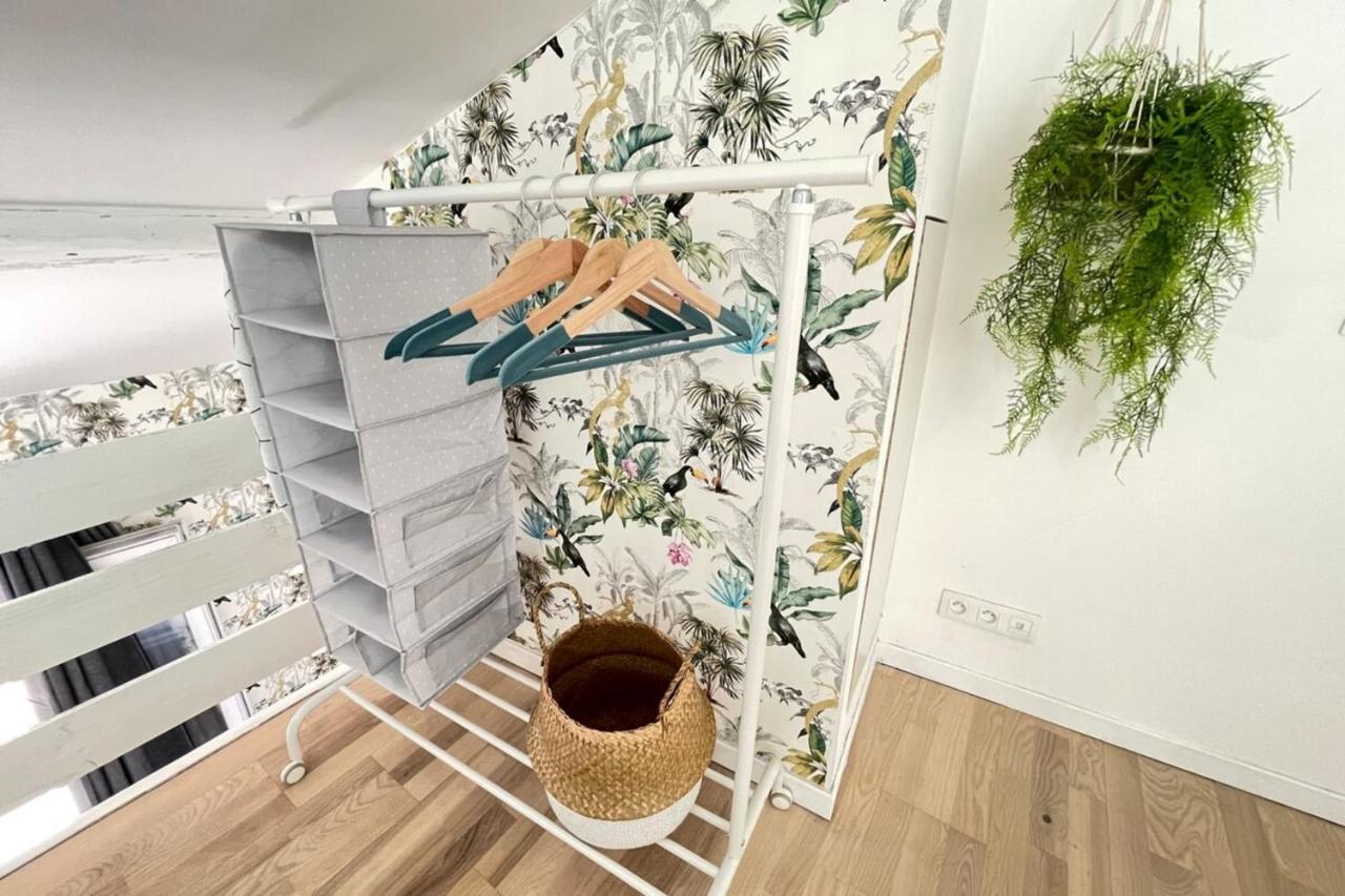 Le Jungle By Anderslocationterrassewifi-netflix * Marseille
