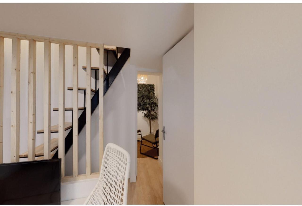 Superbe T2/duplex St Charles/joliette Renove Avec Soin Apartment