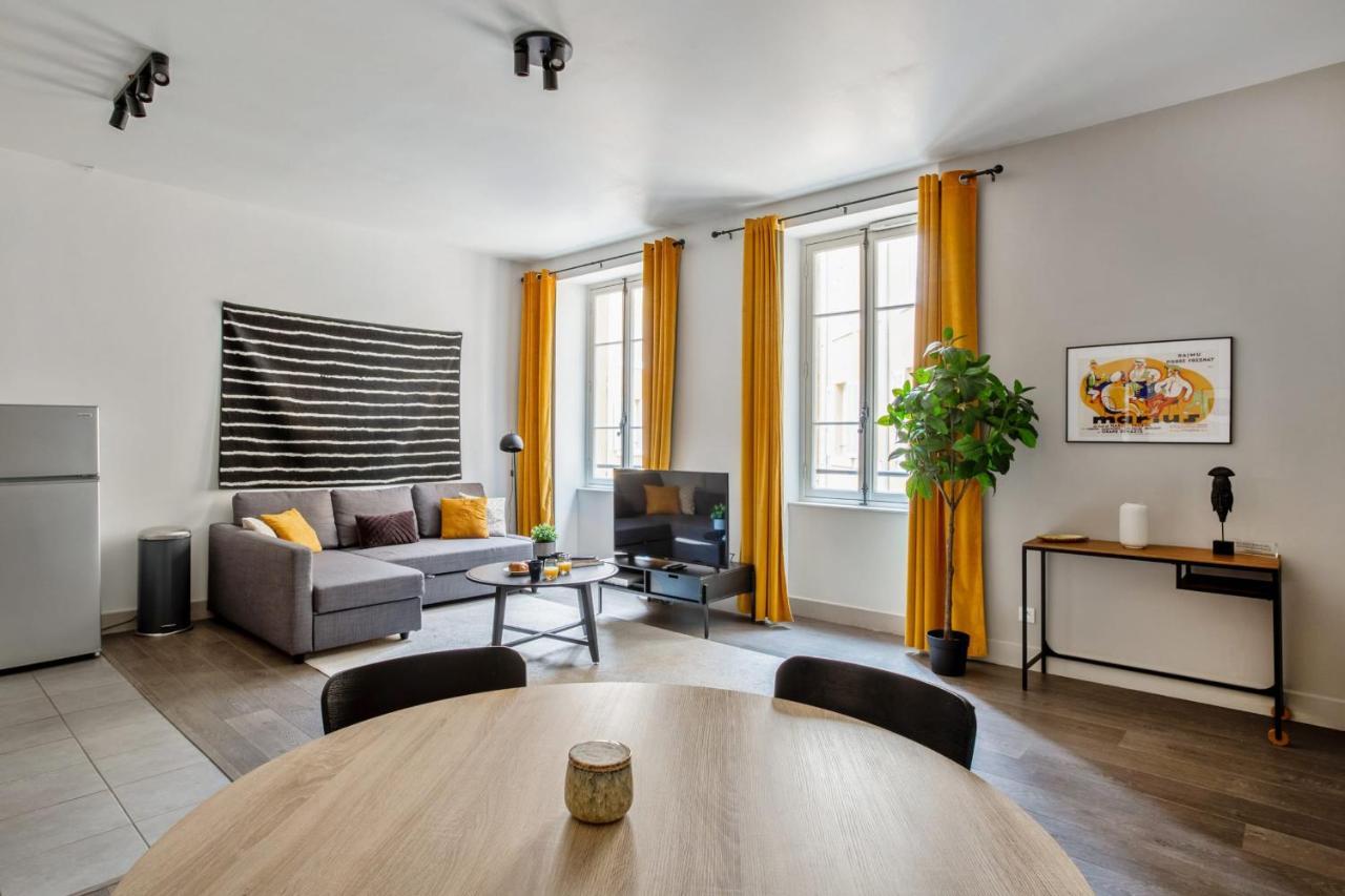 Large Modern And Calm Flat At The Doors Of Panier In - Welkeys Apartment *