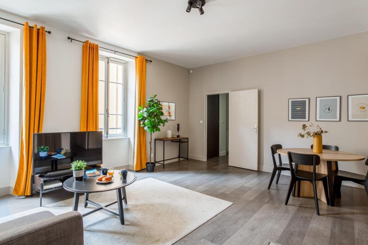 Large Modern And Calm Flat At The Doors Of Panier In - Welkeys Marseilles