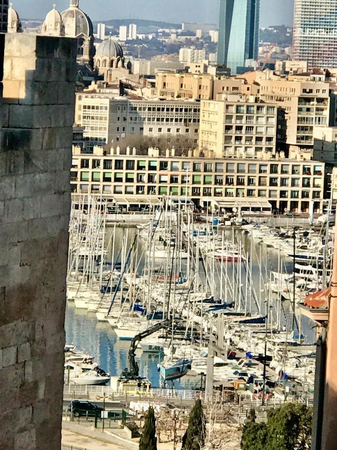 Appartement Luxe Calme Et Volupte Avec Vue Panoramique Sur Le Vieux Port