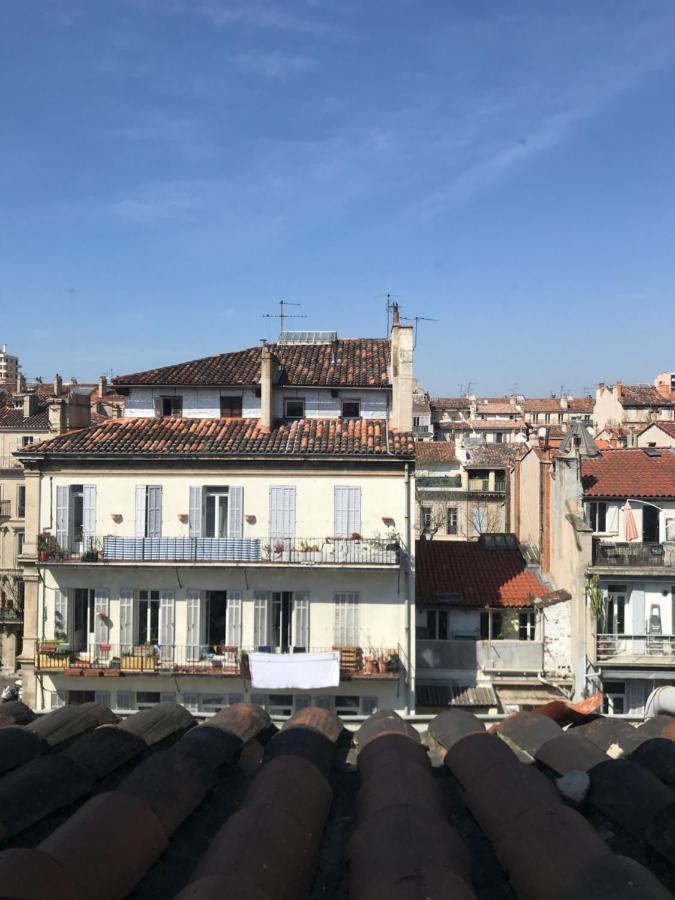 Grand Avec Vue Sur Notre Dame De La Garde Marseille