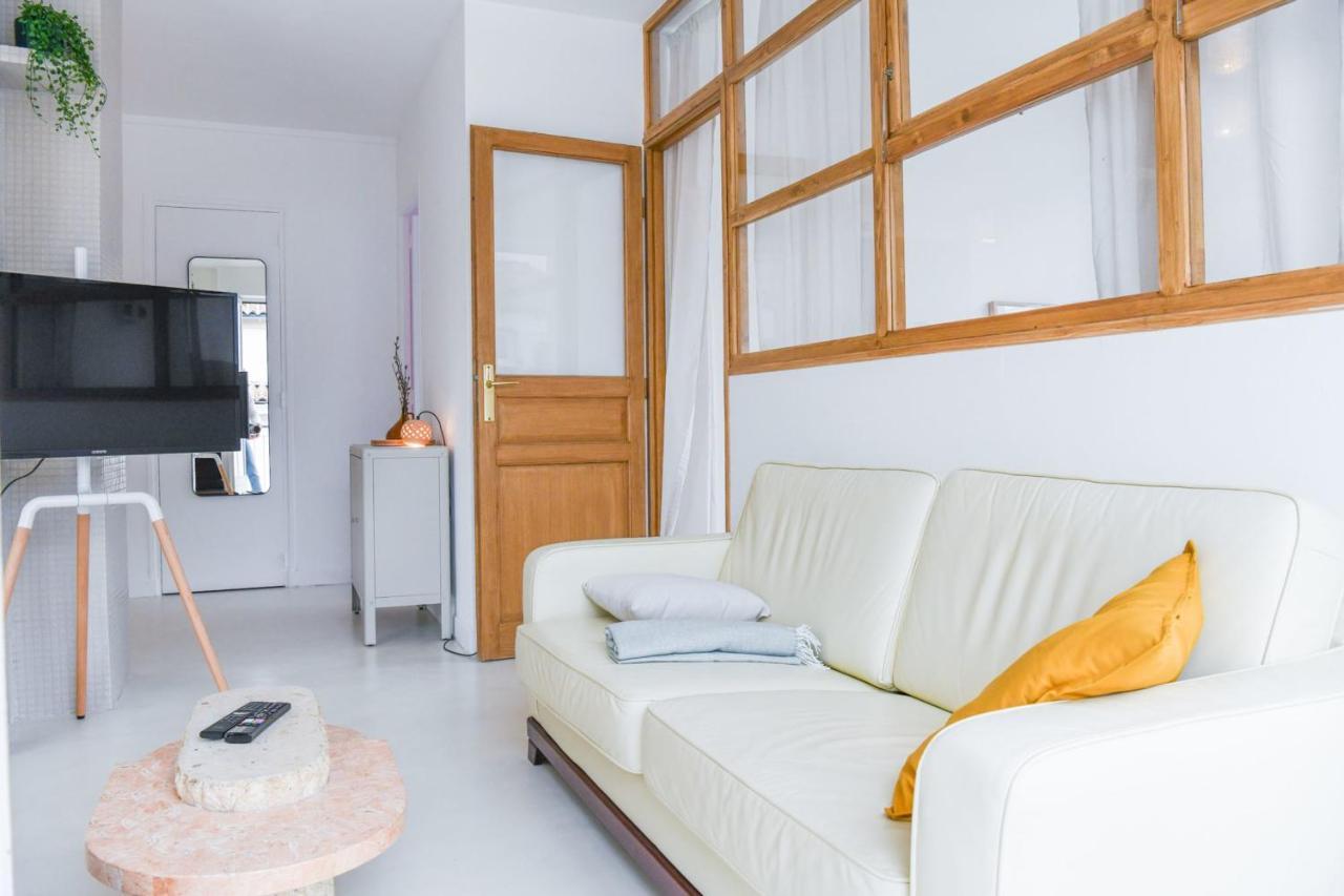 Grand 2 Chambres Avec Terrasse Parc Longchamp Apartment *