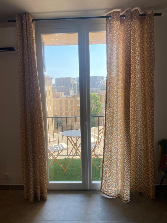 Apartment Joli T3 A Castellane Marseille