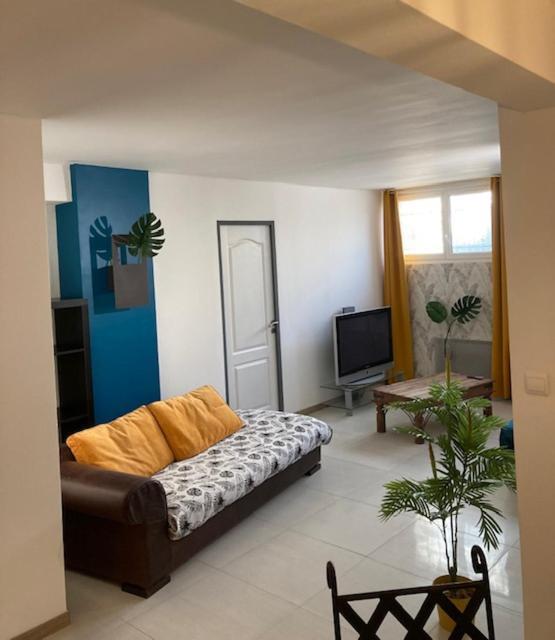 Casa Estate * Marseilles