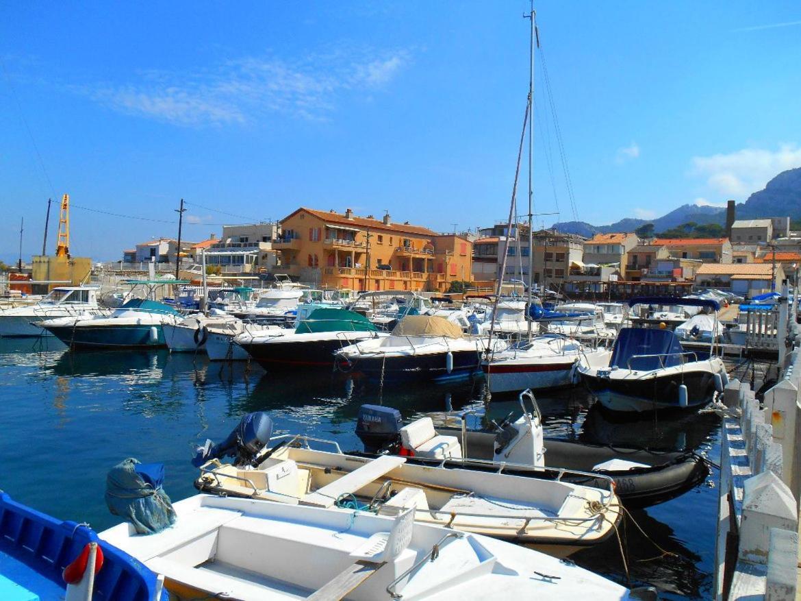 Maisonnette Ocelia 2 Personnes Port De La Madrague Marseilles