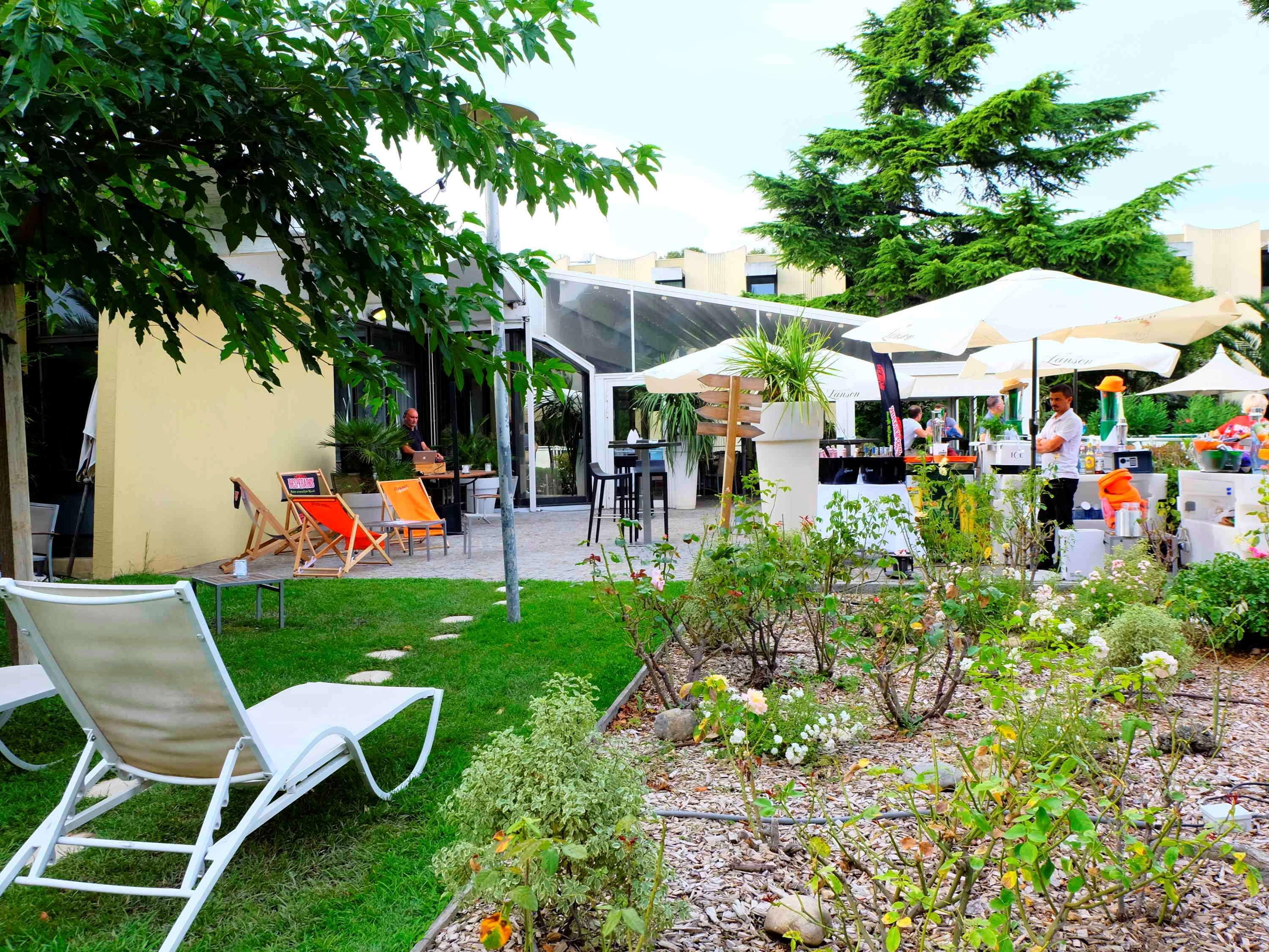 Novotel Est Porte D'aubagne 4*