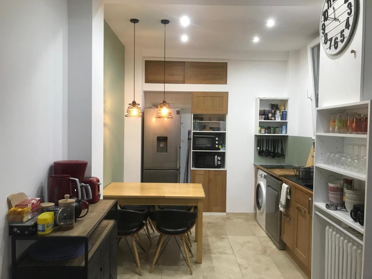 Tres Bel T3 Proche Place Castellane Avec Vue Et 2 Apartamento *