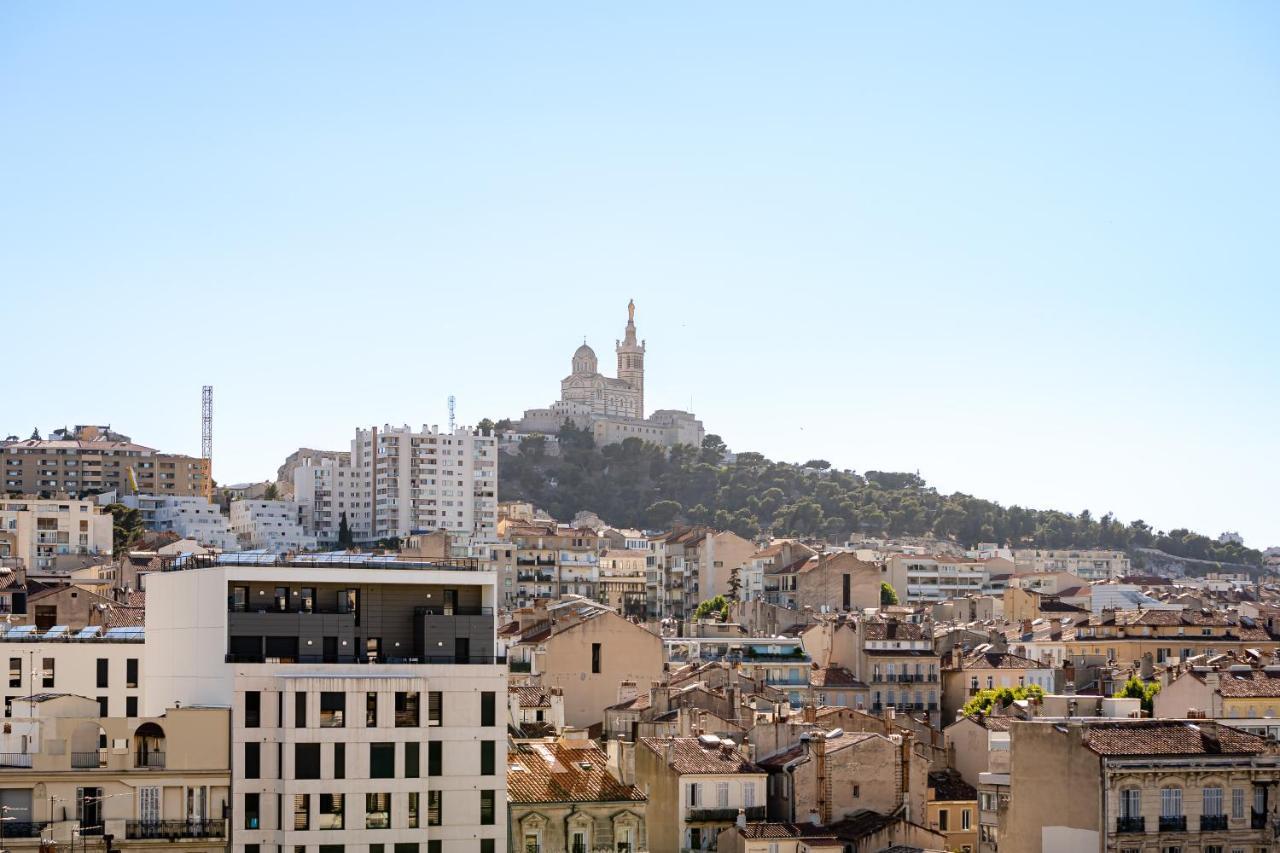 Marseille: Superbe Vue Sur Notre-dame De La Garde Appartement