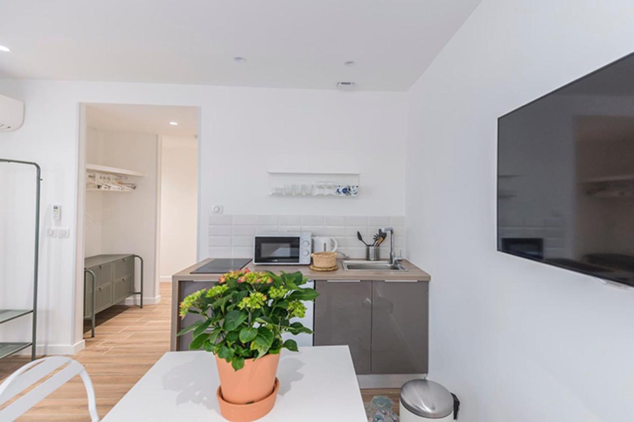 Apartment Comfortable Apt Located On The Old Port