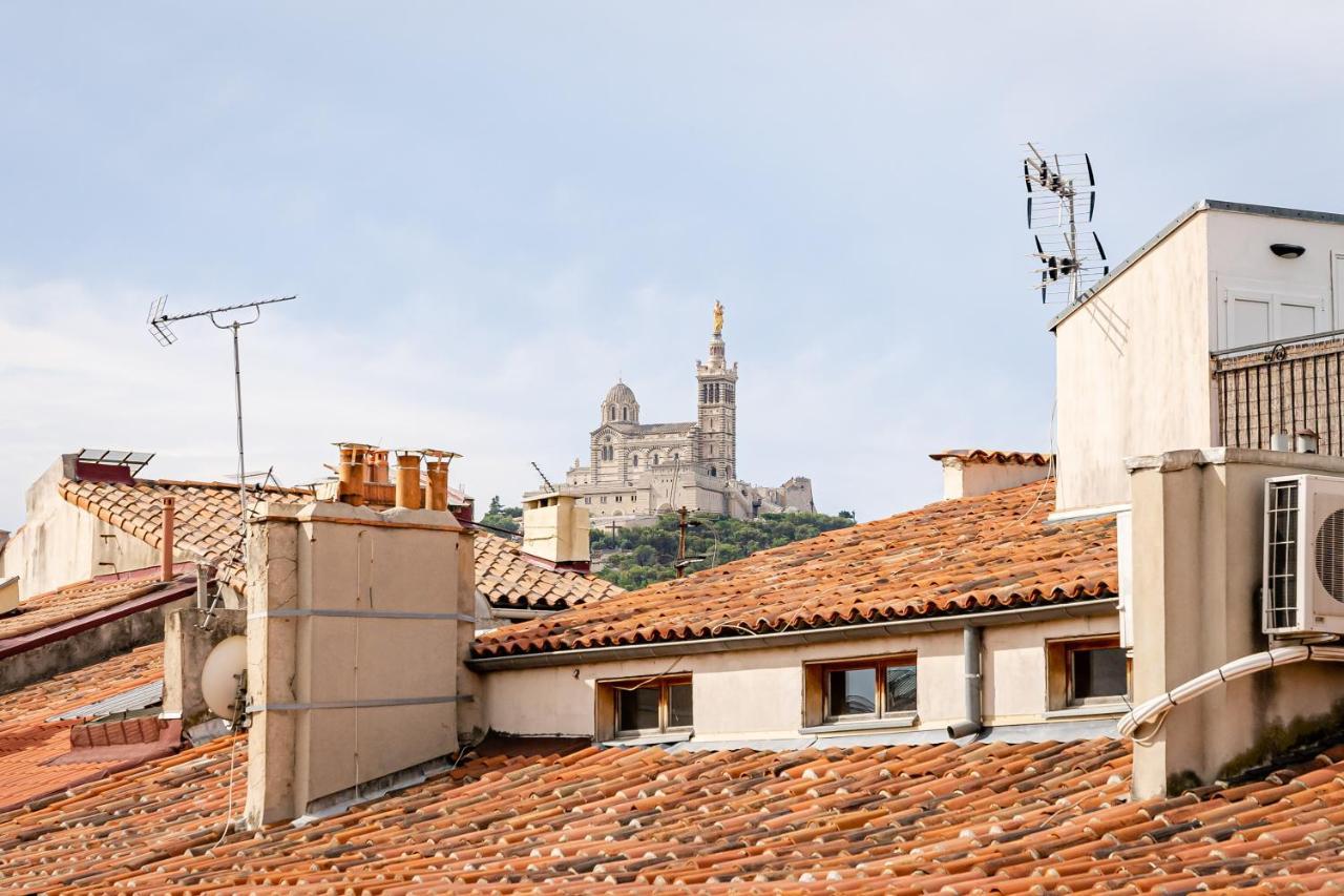 Balcon Filant, Vue 180, Store, Netflix, Clim ,ascenseur, T2, Acces Avec Code *