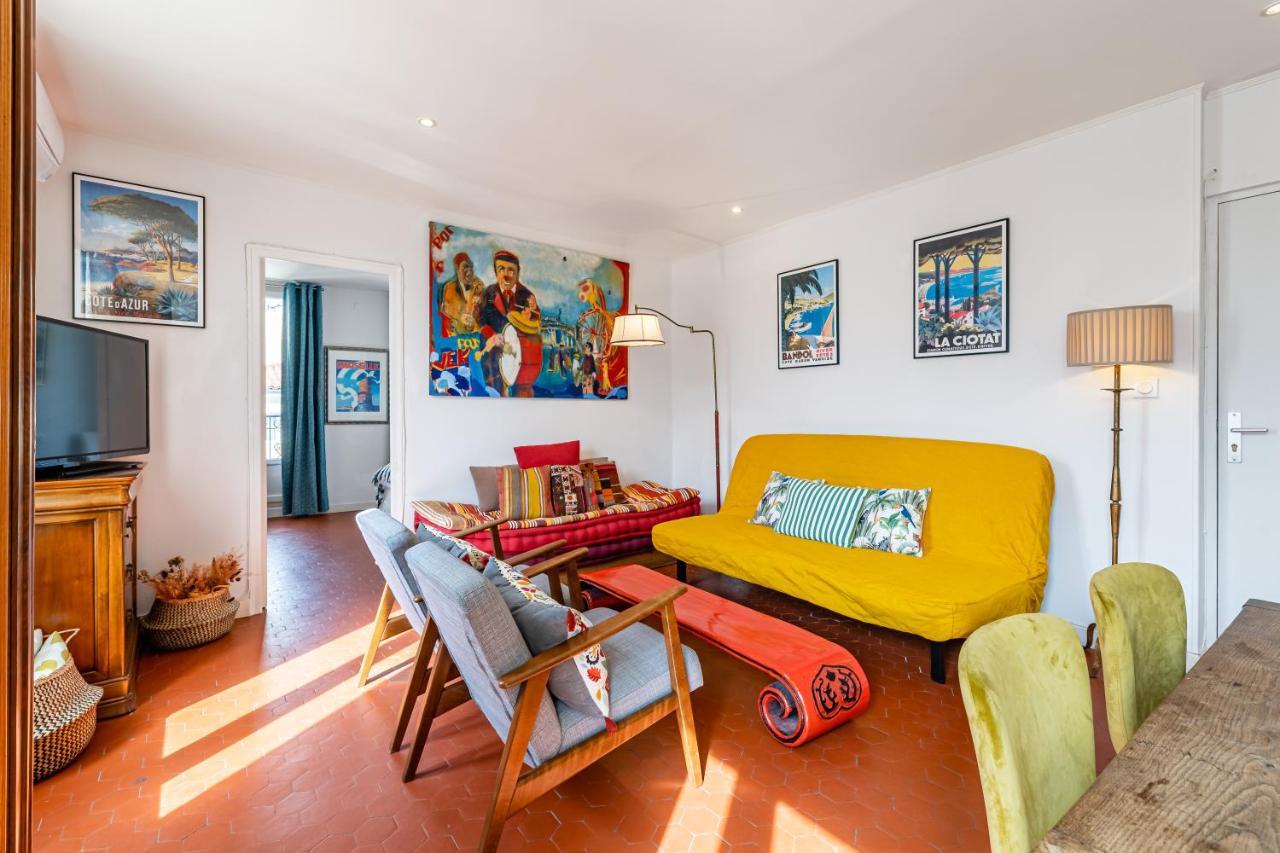 Balcon Filant, Vue 180, Store, Netflix, Clim ,ascenseur, T2, Acces Avec Code * Marseilles