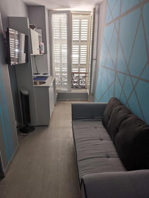 Businessman Apartment *