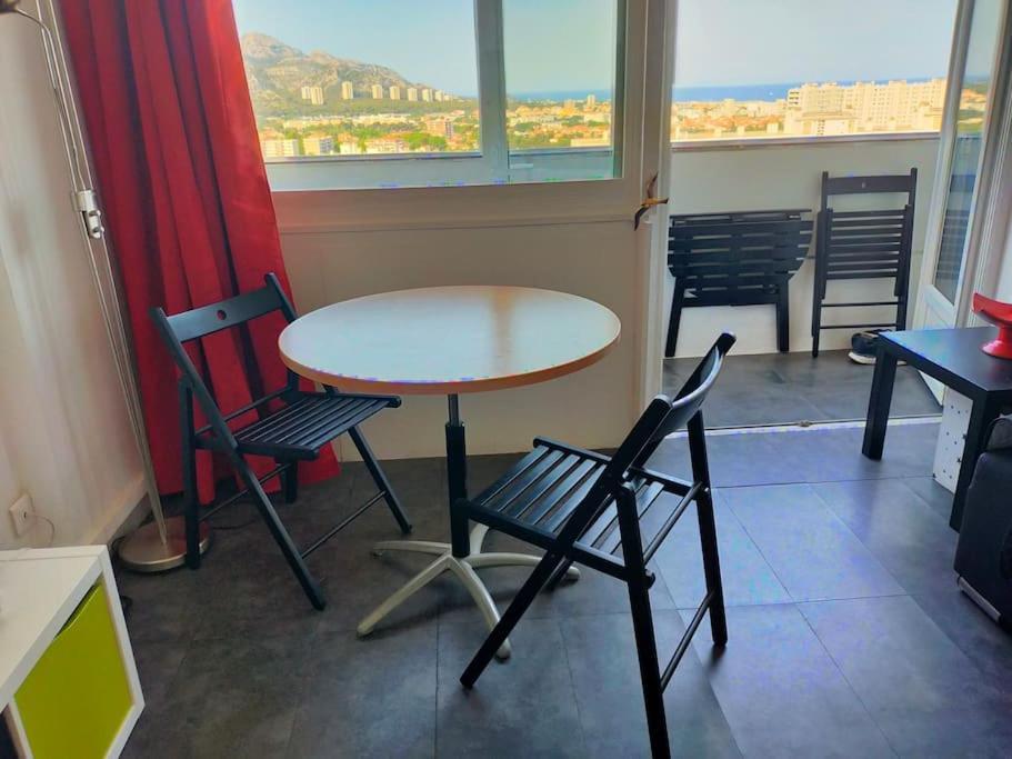 Appartement T 2 Calanques Vue Panoramique, A 10 Mn Des Facs De Luminy *