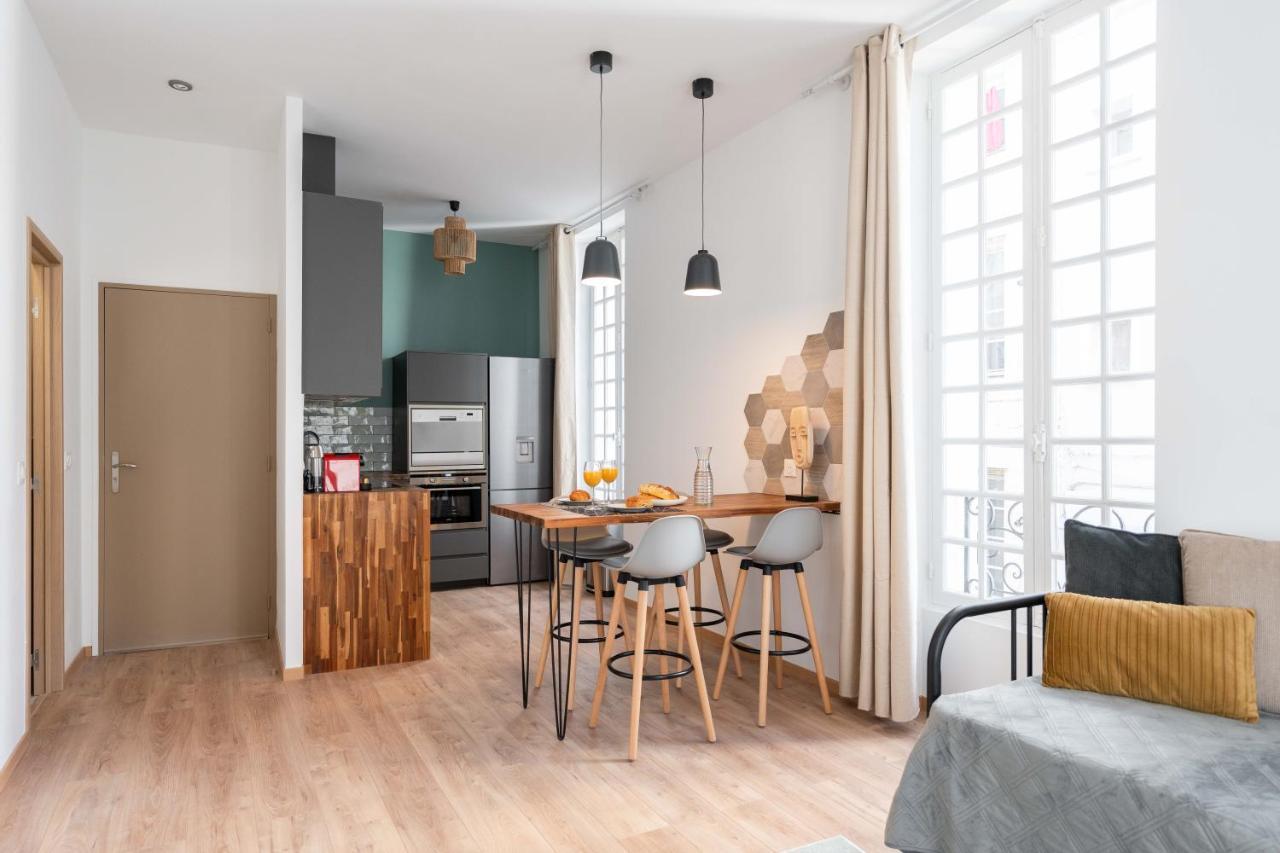 Les Petits Pavillons Standing 1 4 Pers Clim Vieux-port Apartment Marseille