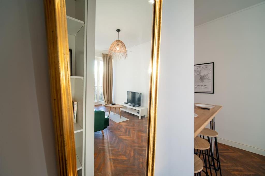 Apartment Equipe 4 Couchages- Vieux Port & Panier Marseille