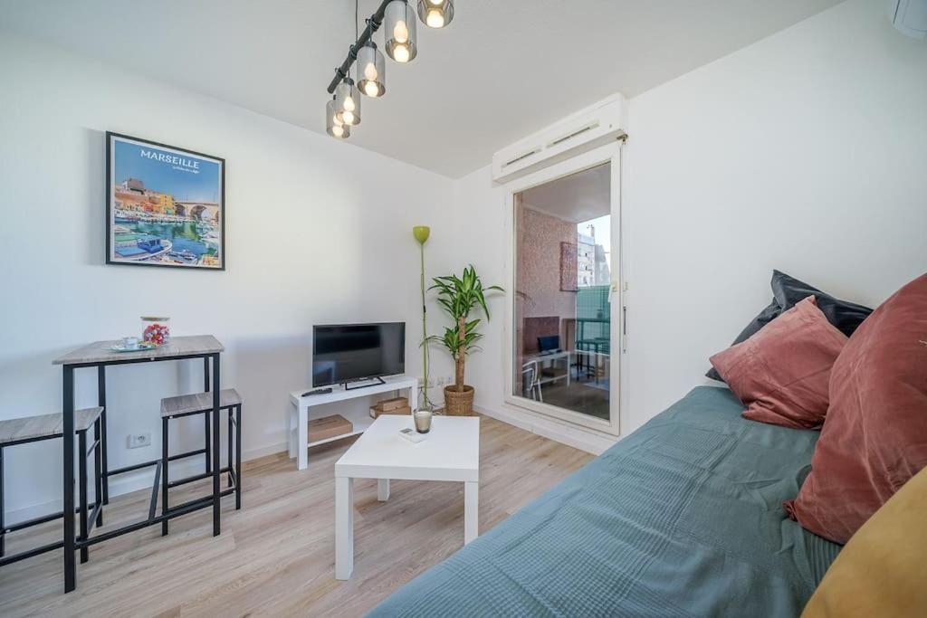 Air-conditioned Terrace Gare St Charles Appartement *